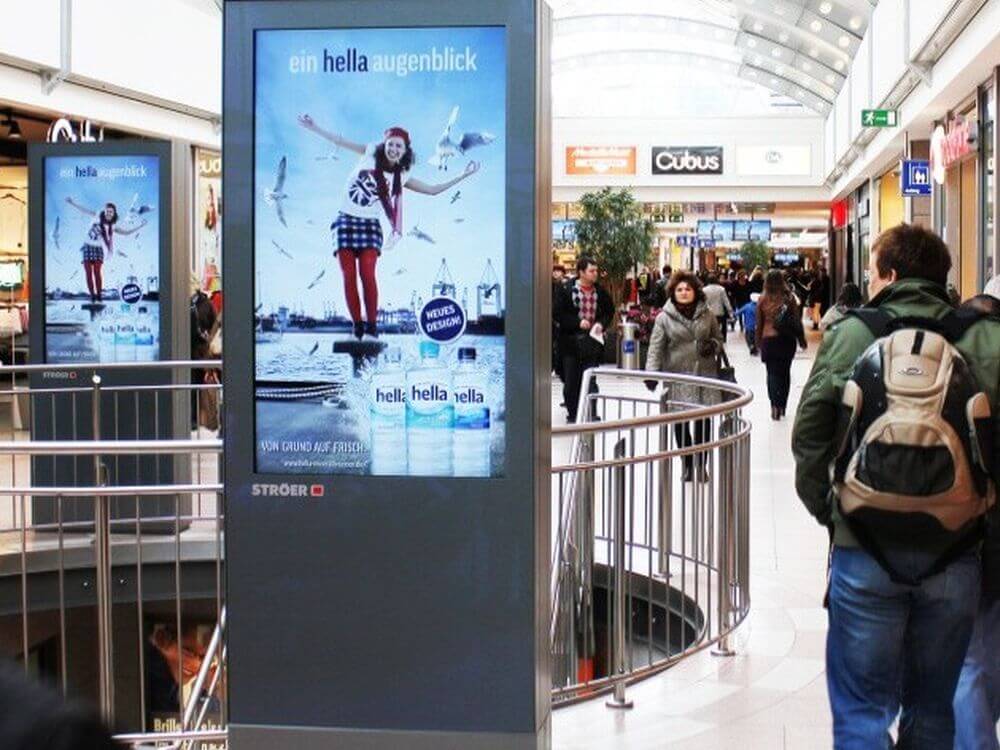 mídia indoor em shoppings